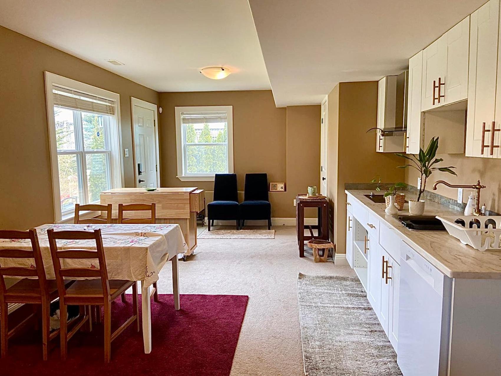 Cozy And Stylish Entire Suite In הליפקס מראה חיצוני תמונה